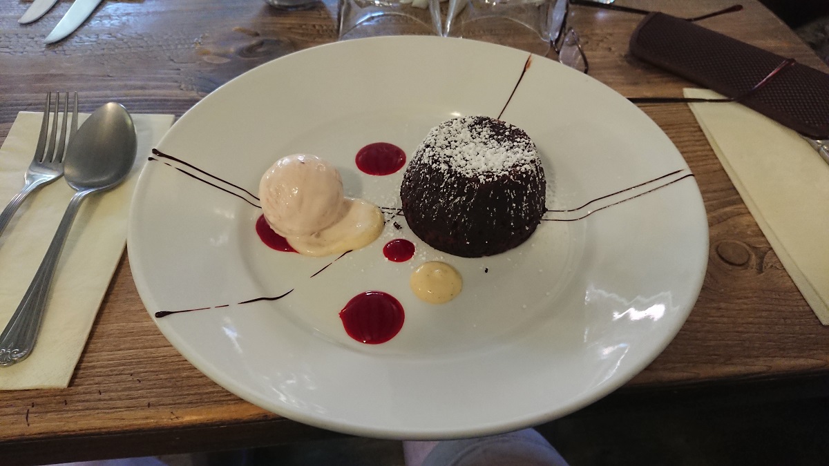 Pubs in Emsworth, traditional pub meals Emsworth Hampshire, best pub