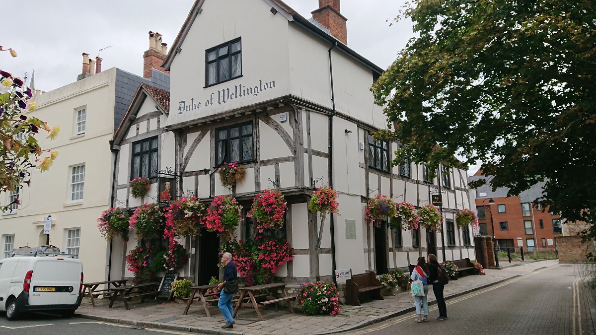 Traditional English pubs